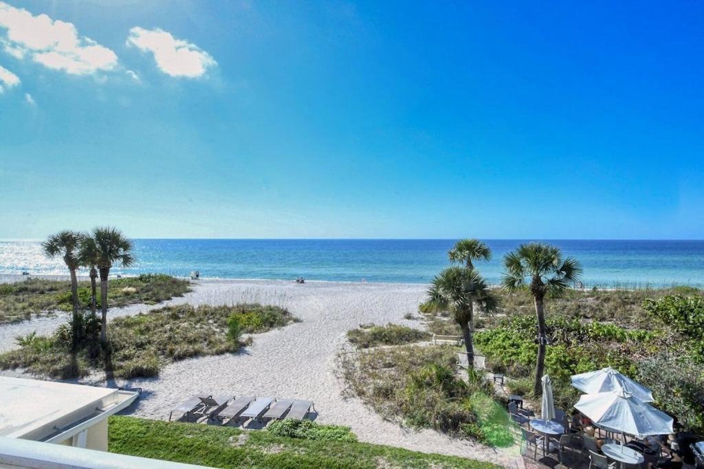 Laplaya 201C Breathtaking Gulf Panorama From This Corner End Unit With A Private Stairway To The Beach Longboat Key Exteriér fotografie
