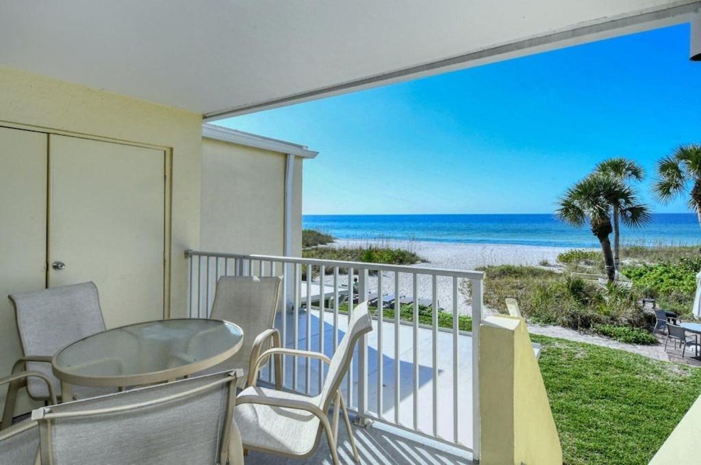 Laplaya 201C Breathtaking Gulf Panorama From This Corner End Unit With A Private Stairway To The Beach Longboat Key Exteriér fotografie